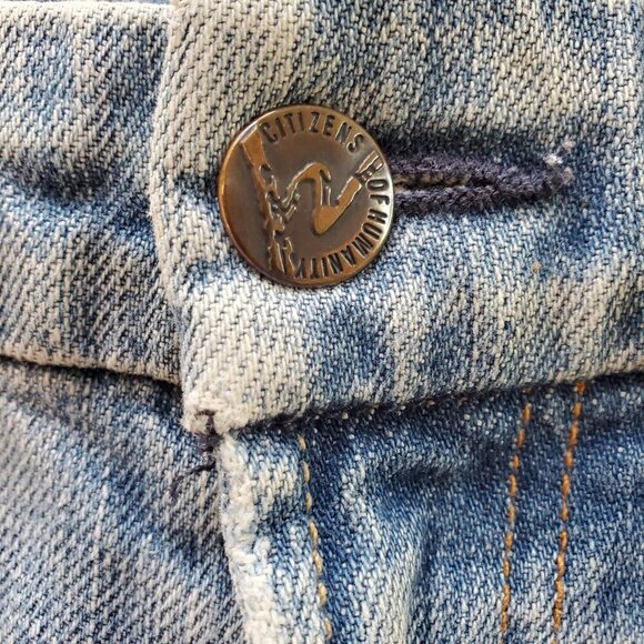 CITIZENS OF HUMANITY SZ 25 (28"waist meas.) Heavily Distressed Crop Frayed Jeans - Picture 7 of 13